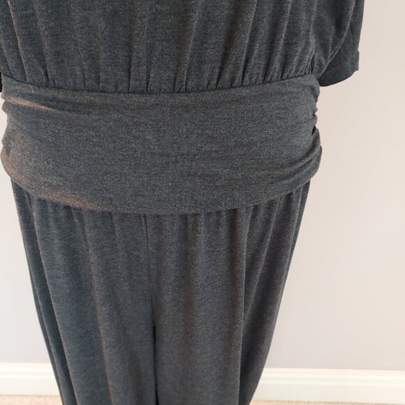 Soft Surroundings Toujours Jersey Knit Grey Jumpsuit Size Lg - Picture 7 of 11